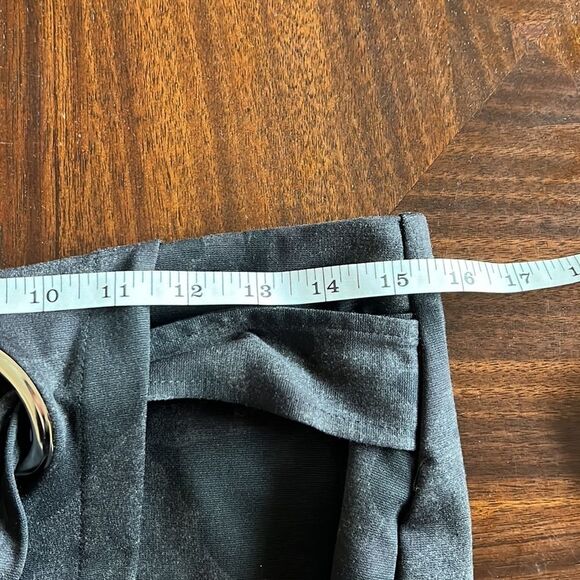 Runway Ready Couture | Wrap Pencil Skirt | Black/Dark Gray Camo Pattern | Siz… - Picture 8 of 9